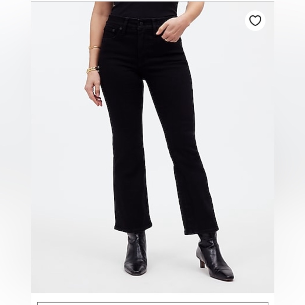 Madewell black Kickout Crop jeans size 32!